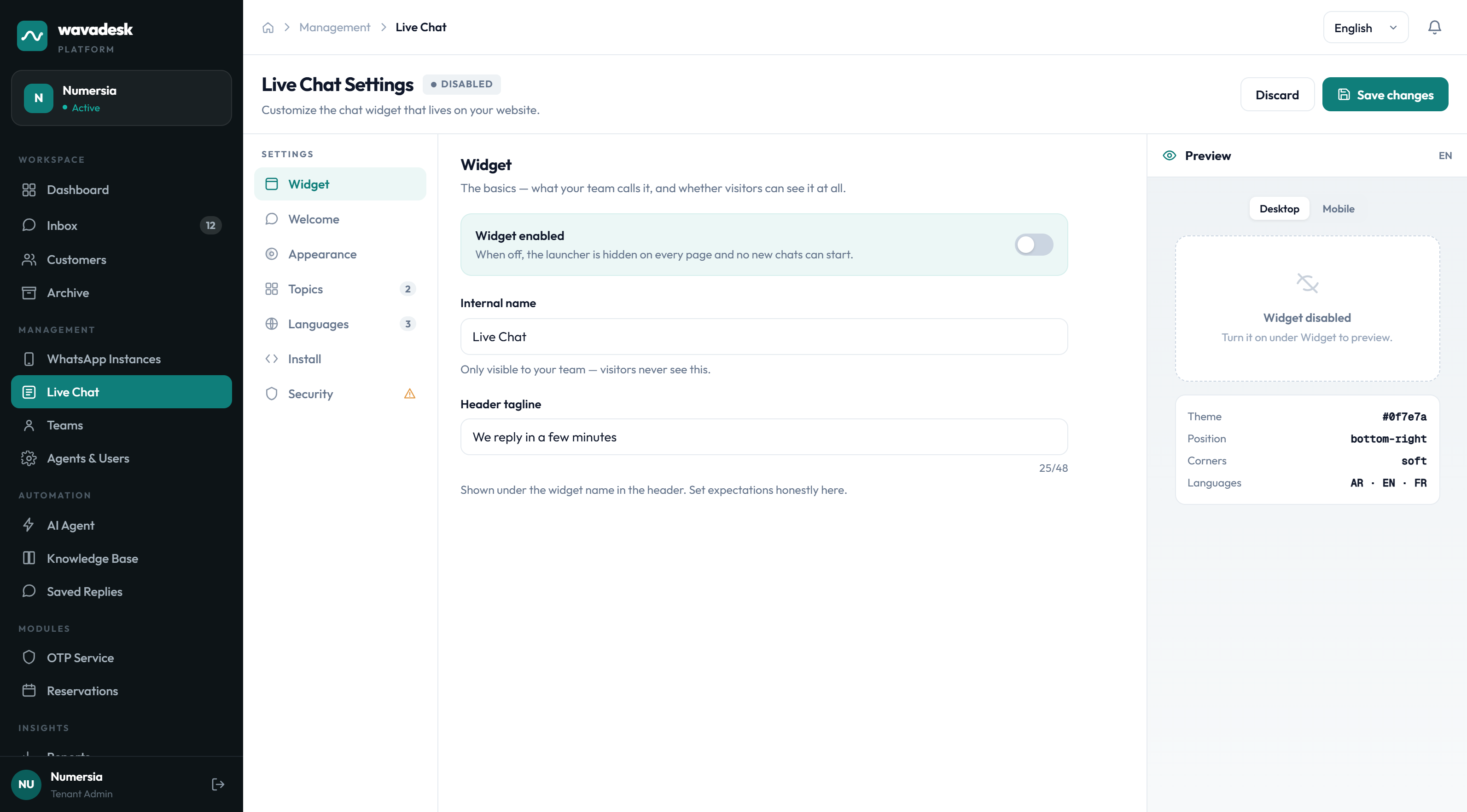 Live chat settings screen with the install snippet and configuration options